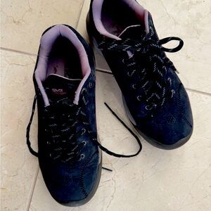 Teva tennis shoe for women/girl